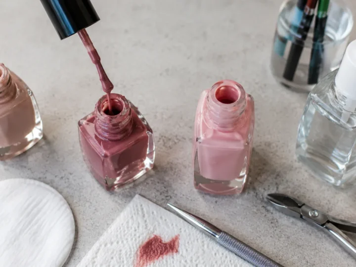 Nail Polish Thinner: What It Really Is, How to Dose It, and When It Ruins Your Polish