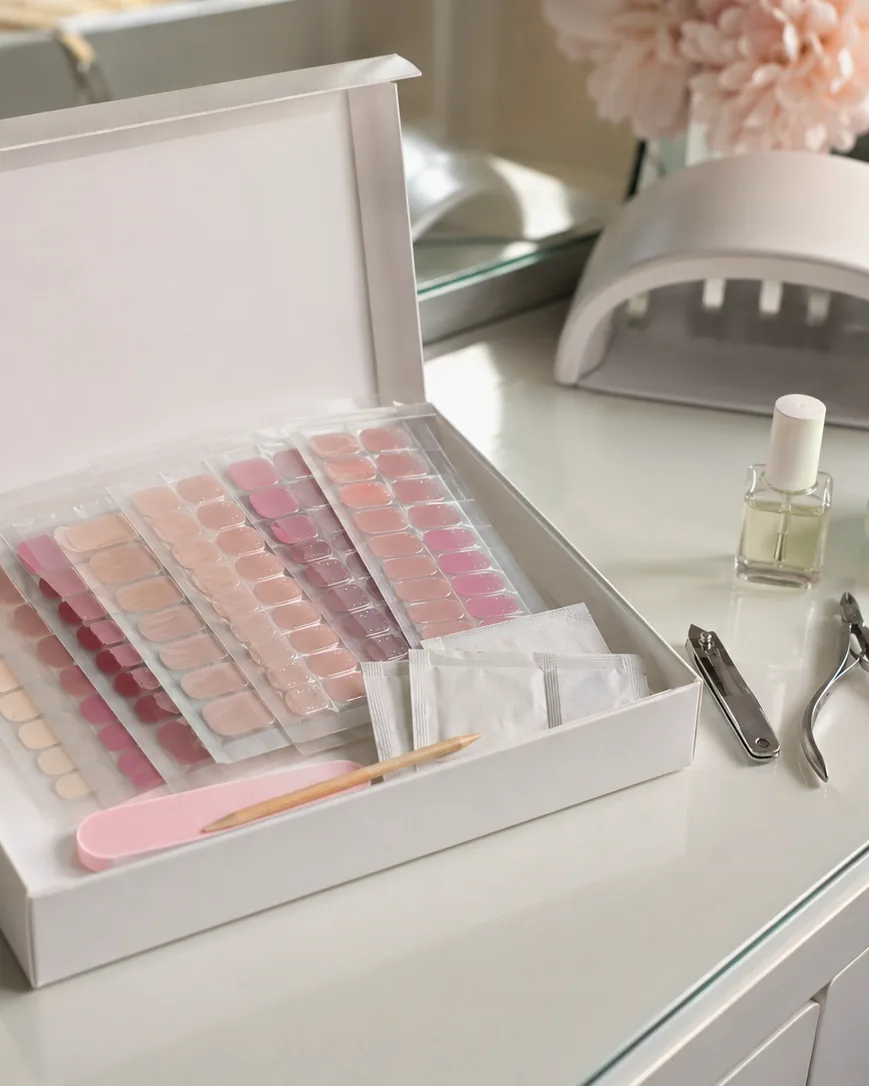 Detail view of what comes in the box and what you still need to buy