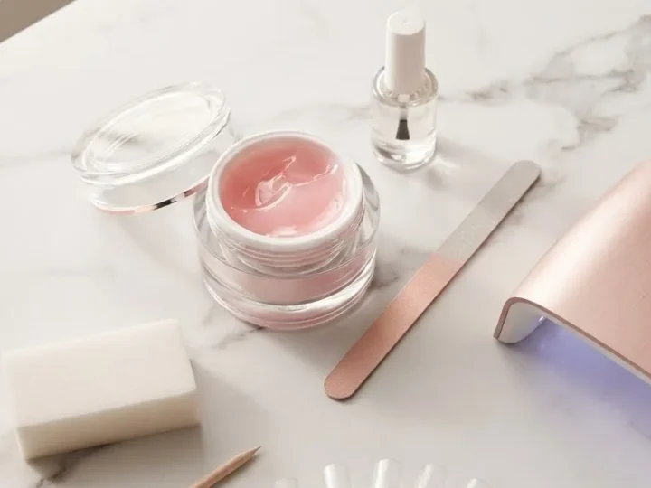 What Is Builder Gel for Nails? Chemistry, Safety, and Real Uses